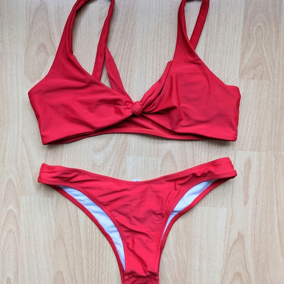 Zaful Red Cheeky Scoop Neck Bikini set